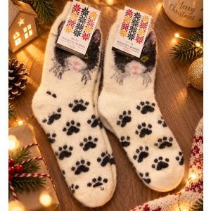 Močiutės kojinės CAT white