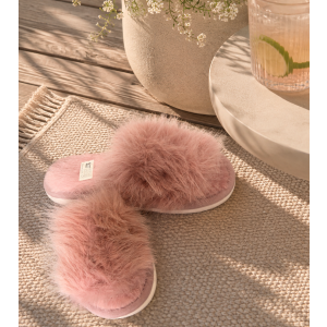Pūkuotos šlepetės pink